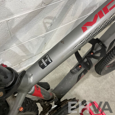 AVANTI Montari Mountain Bike