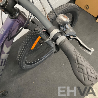 TREK Marlin 5 Mountain Bike