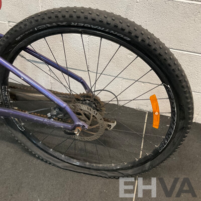 TREK Marlin 5 Mountain Bike