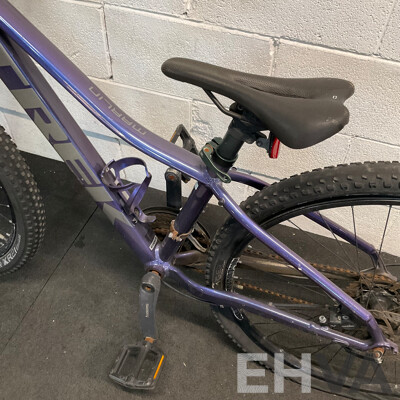 TREK Marlin 5 Mountain Bike