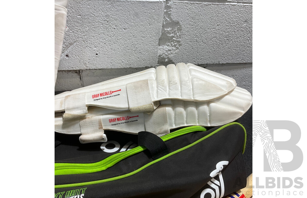 Cricket Gear Set