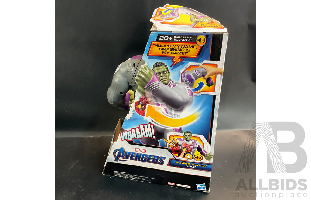 Avengers Power Punch Hulk & DC Comics Greg Capullo & Gintoki Sakata Statue & Assorted Games Workshop Miniatures