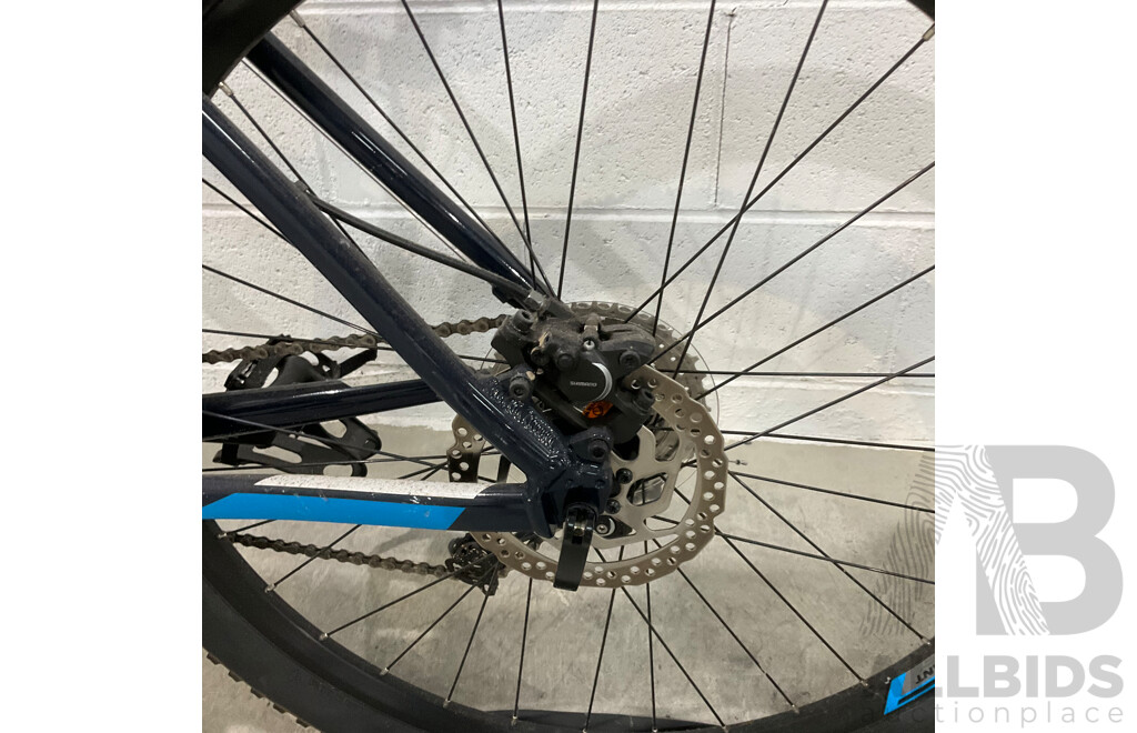 GIANT Talon Mountain Bike