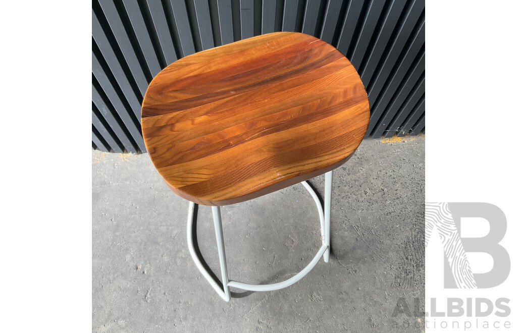 Set of 6 Elm Wood Barstools