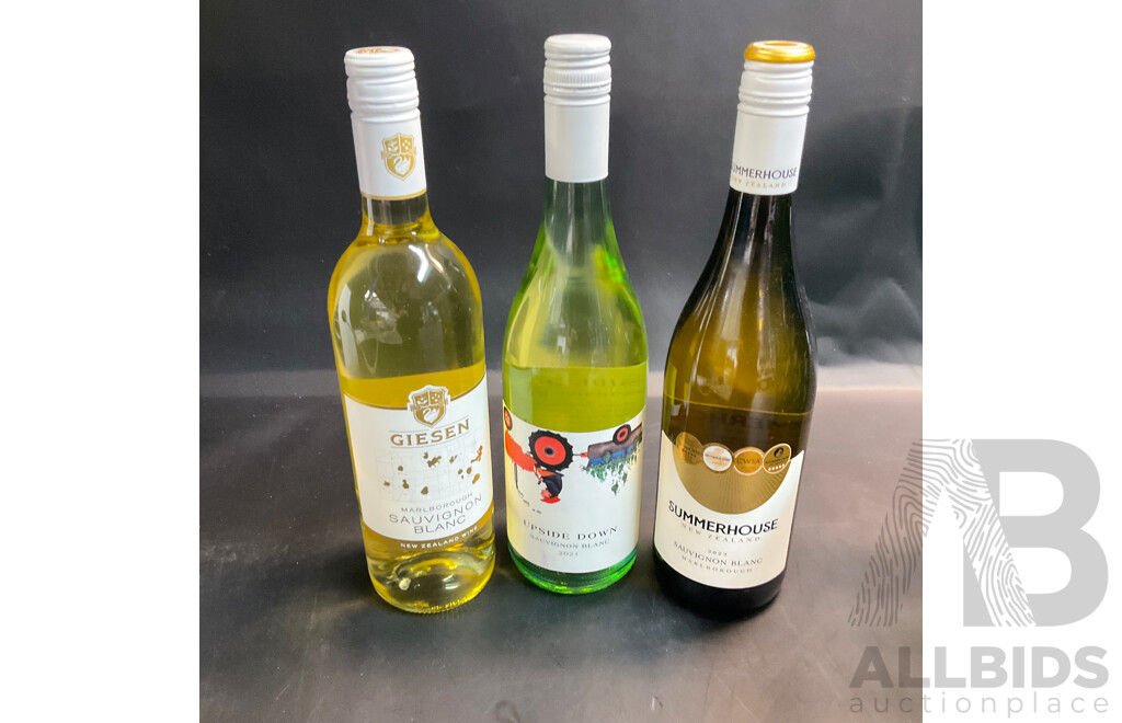 Assorted Pinot Grigio, Moscato , Sauvignon Blanc Wine
