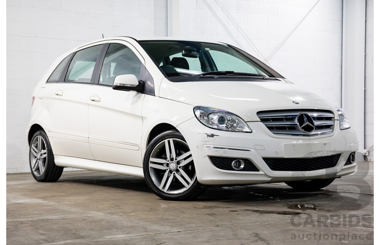 5/2011 Mercedes-Benz B180 245 MY10 5d Hatchback Cirrus White 1.7L