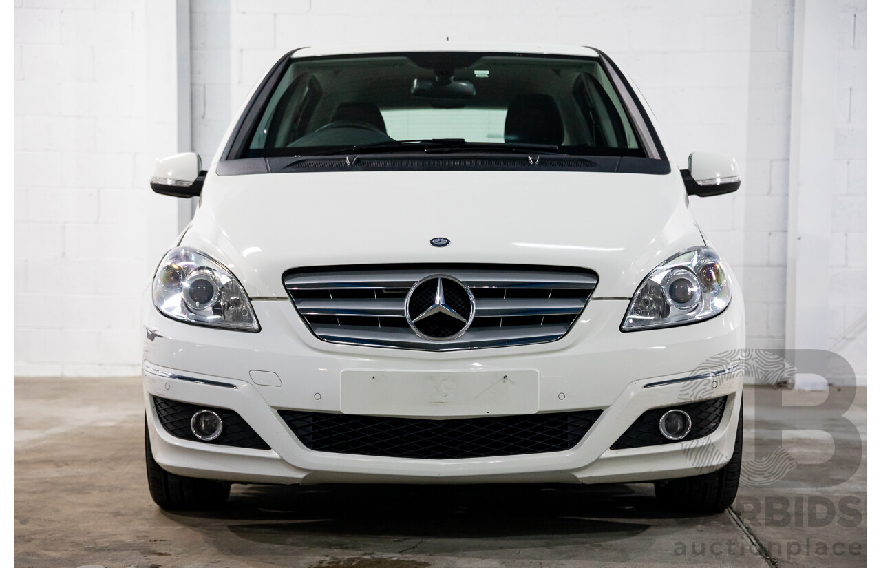 5/2011 Mercedes-Benz B180 245 MY10 5d Hatchback Cirrus White 1.7L