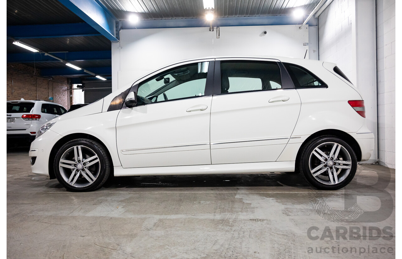 5/2011 Mercedes-Benz B180 245 MY10 5d Hatchback Cirrus White 1.7L