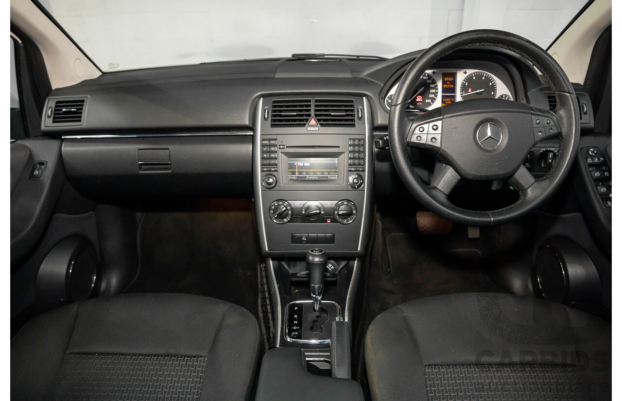 5/2011 Mercedes-Benz B180 245 MY10 5d Hatchback Cirrus White 1.7L