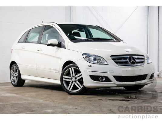 5/2011 Mercedes-Benz B180 245 MY10 5d Hatchback Cirrus White 1.7L
