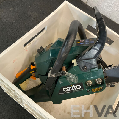 Ozito PCS-406 Petrol Chainsaw