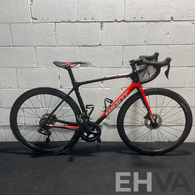 GIANT TCR Advanced Pro 0 Carbon Road Bike