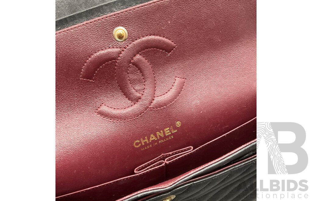 Classic Flap Black Bag in Chevron Quilting Pattern Branded CHANEL