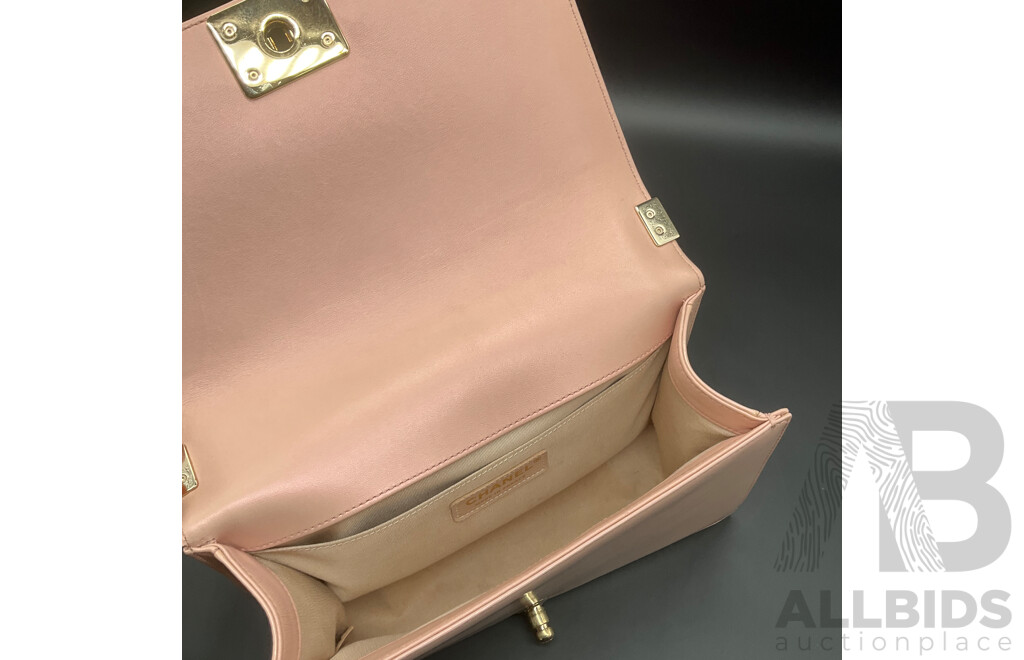 Boy Pink Bag in Quilting Pattern Design Branded CHANEL