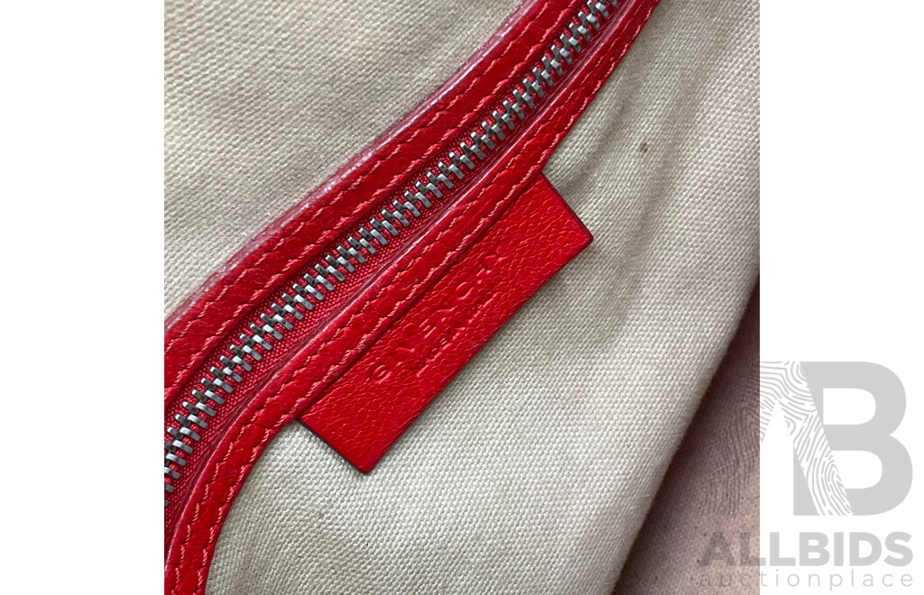 Antigona Red Branded GIVENCHY