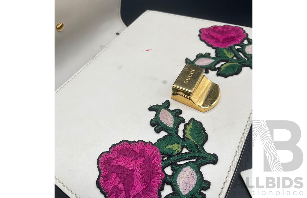 Sylvie Handbag Branded GUCCI