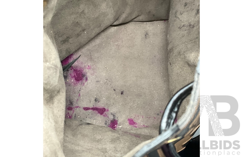 Mon Tresor Bucket Bag Branded FENDI