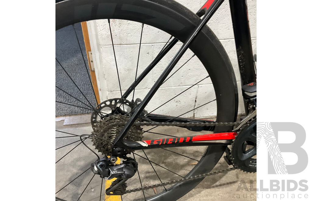 GIANT TCR Advanced Pro 0 Carbon Road Bike