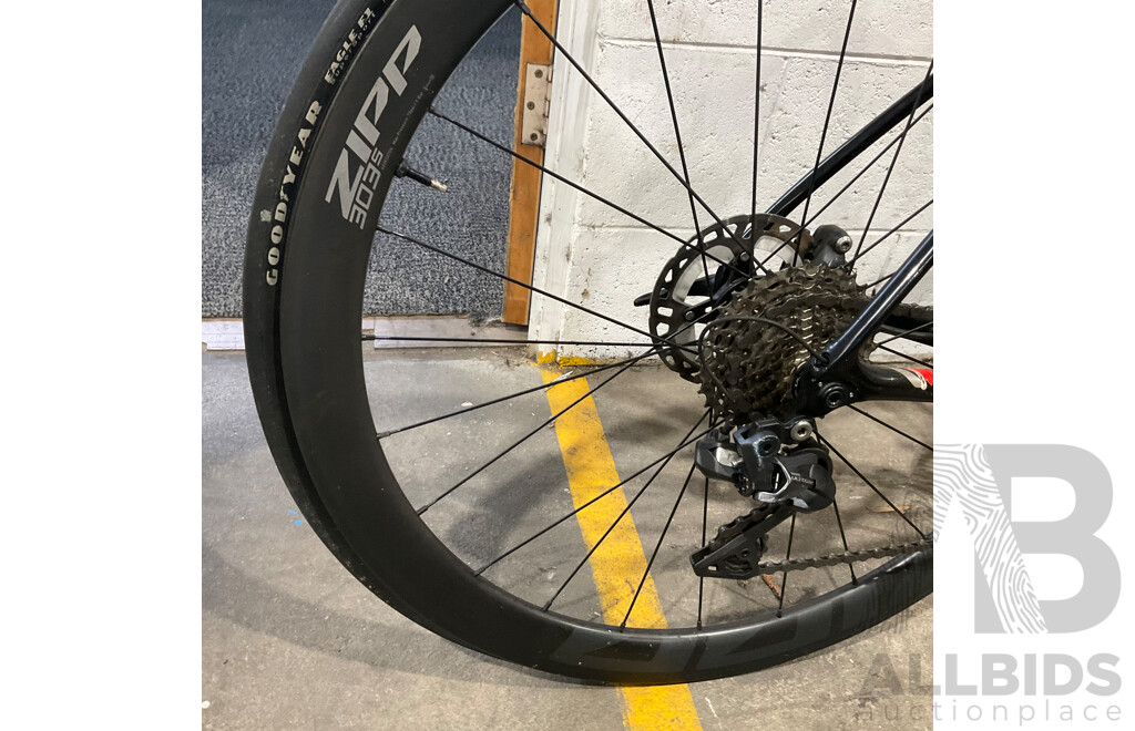 GIANT TCR Advanced Pro 0 Carbon Road Bike