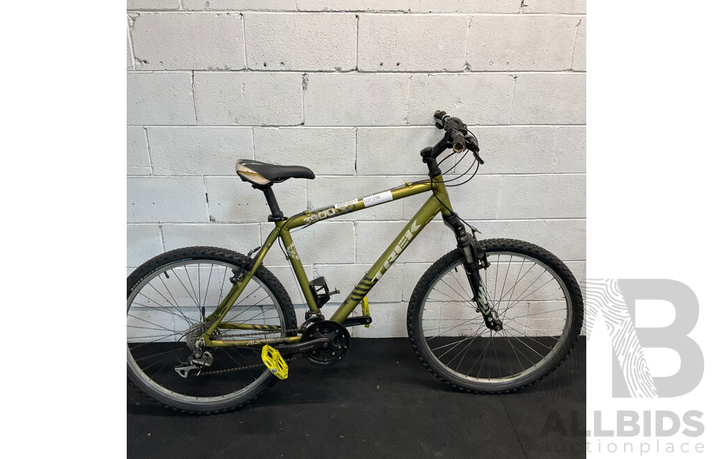 TREK 3900 Series Bike