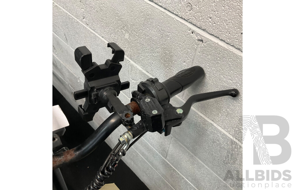 Vinxs E- Bike (NO Battery)