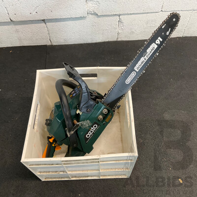 Ozito PCS-406 Petrol Chainsaw