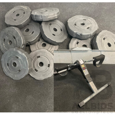 Weight Plates 8 X 2.5k and 4 X 3kg and Mini Exercise Bike - Lot of 13