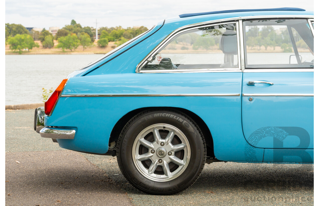 1971 M.G MGB GT 2d Coupe Azzurro Blue 1.8L