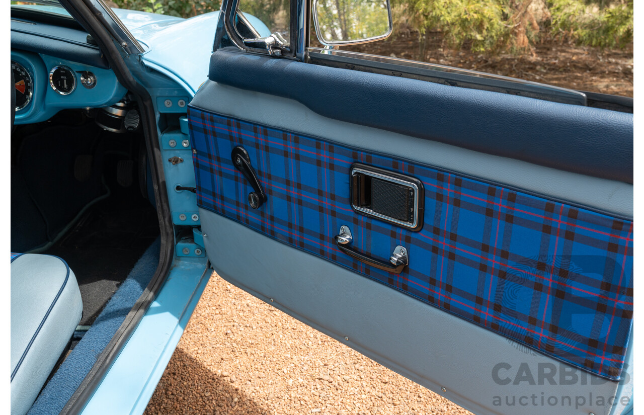 1971 M.G MGB GT 2d Coupe Azzurro Blue 1.8L