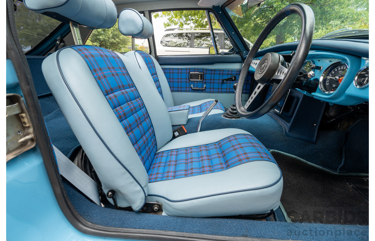 1971 M.G MGB GT 2d Coupe Azzurro Blue 1.8L