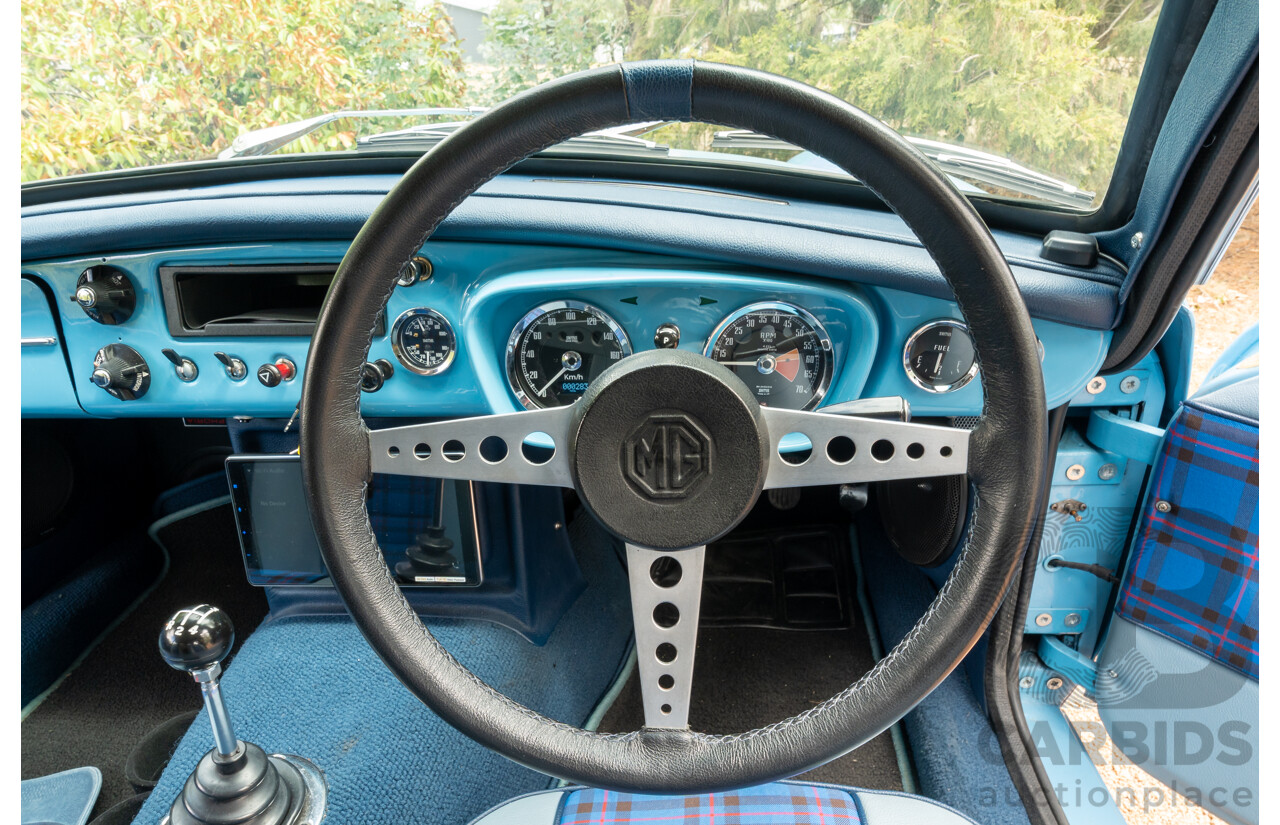 1971 M.G MGB GT 2d Coupe Azzurro Blue 1.8L
