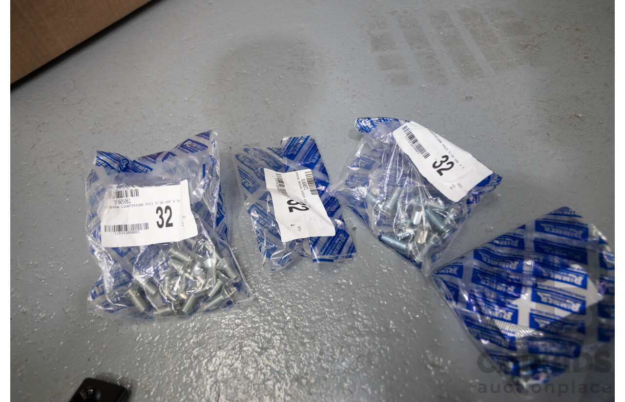 1971 M.G MGB GT 2d Coupe Azzurro Blue 1.8L