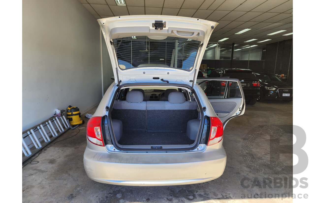 5/2003 Kia RIO  BC 5d Hatchback Silver 1.5L