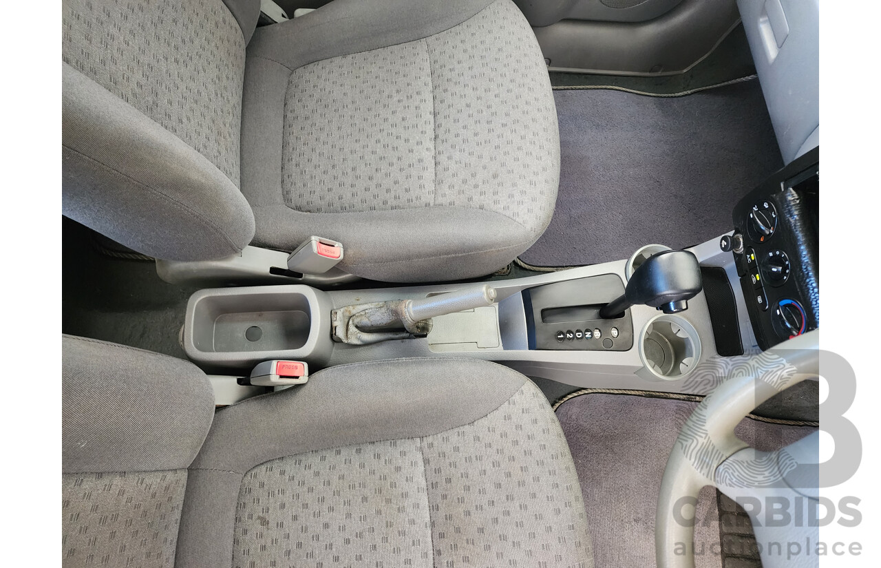 5/2003 Kia RIO  BC 5d Hatchback Silver 1.5L