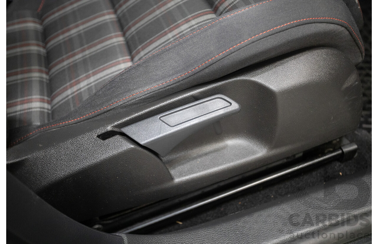 05/2012 Volkswagen Golf GTi 1K MY12 5D Hatchback Carbon Steel Grey Metallic Turbo 2.0L