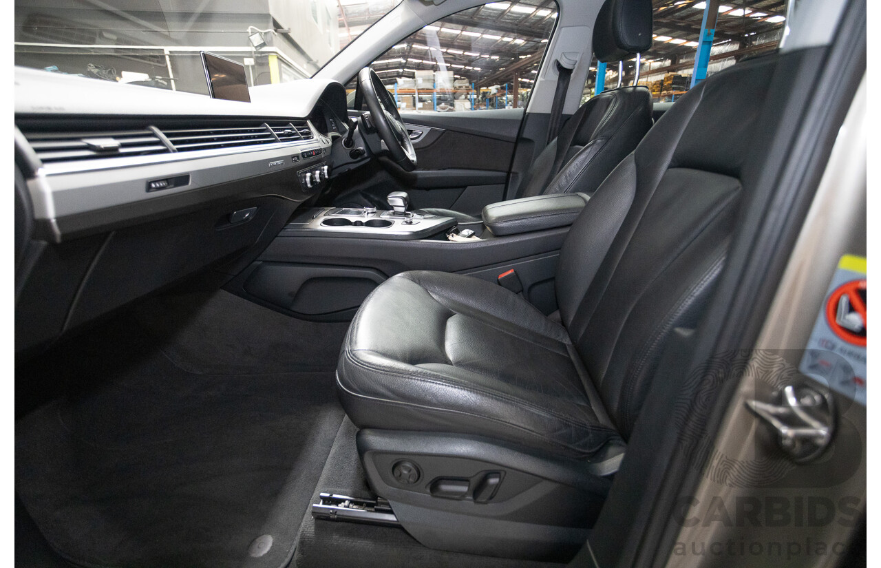 11/2015 Audi Q7 3.0 TDI Quattro (AWD) 4M 4d Wagon Carat Beige Metallic Turbo Diesel 3.0L - 7 seats