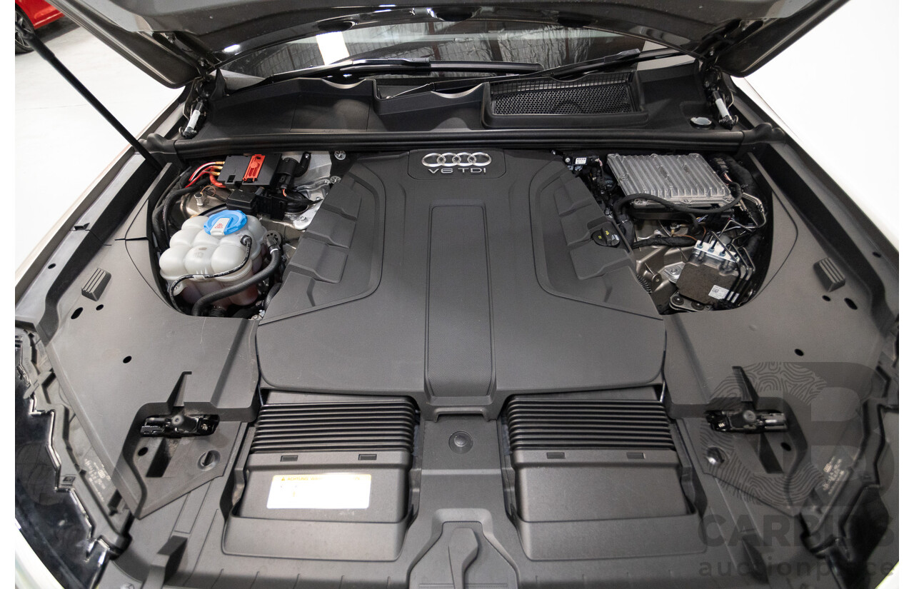 11/2015 Audi Q7 3.0 TDI Quattro (AWD) 4M 4d Wagon Carat Beige Metallic Turbo Diesel 3.0L - 7 seats