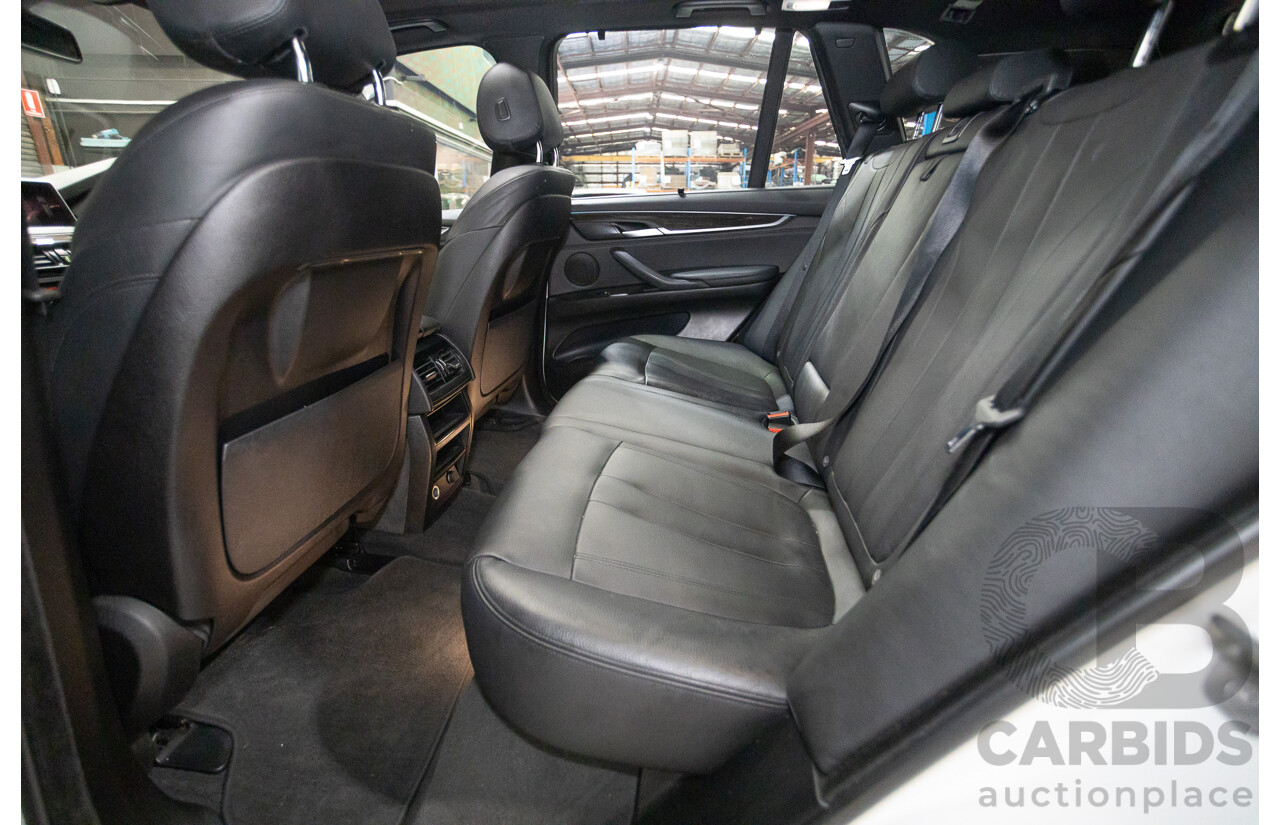 11/2015 BMW X5 xDrive30d M-Sport (AWD) F15 MY15 4D Wagon Alpine White Turbo Diesel 3.0L