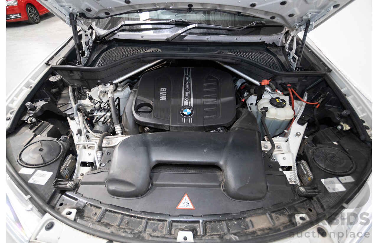 11/2015 BMW X5 xDrive30d M-Sport (AWD) F15 MY15 4D Wagon Alpine White Turbo Diesel 3.0L