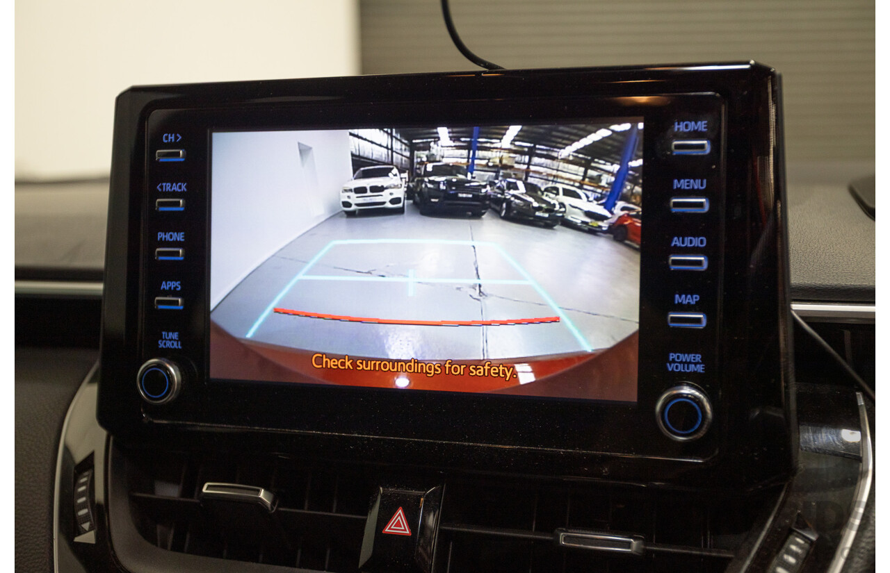 10/2018 Toyota Corolla SX MZEA12R 5D Hatchback Barcelona Red Metallic 2.0L