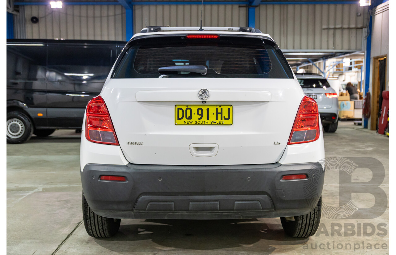 8/2015 Holden Trax LS TJ MY16 4d Wagon Summit White 1.8L