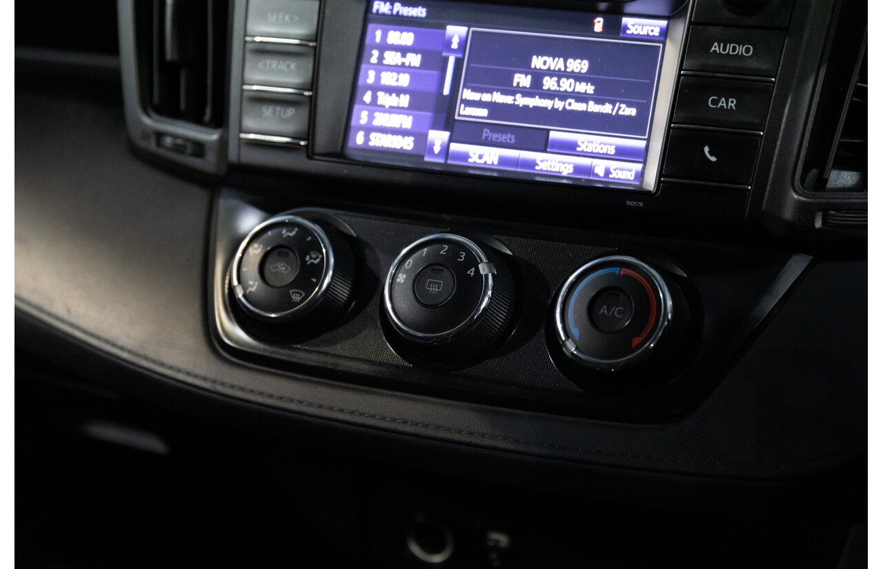 04/2016 Toyota RAV4 GX (FWD) ZSA42R MY16 4d Wagon Electric Storm Blue Metallic 2.0L