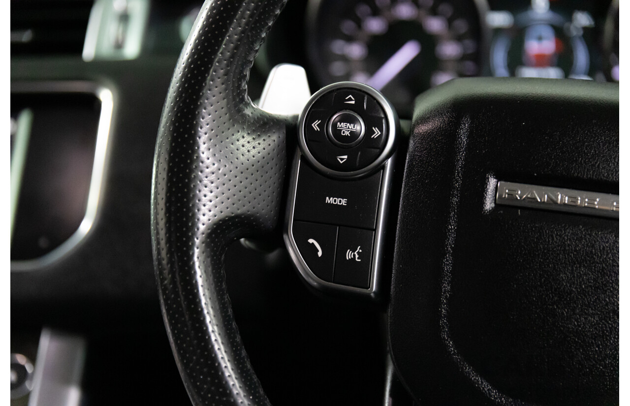 11/2015 Land Rover Range Rover Sport 3.0 TDV6 SE LW MY16 4d Wagon Santorini Black Turbo Diesel V6 3.0L - 7 Seater