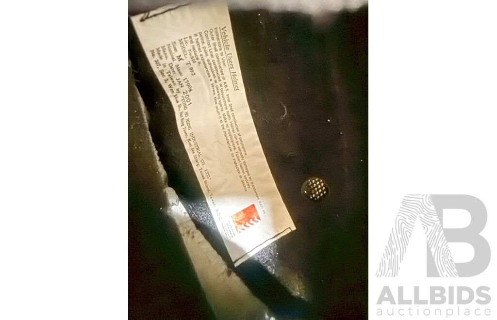 HJC ZF-8 Large Road Motorcycle Helmet + Spare Clear Visor + 2001 THH T-992 Medium Road Motorcycle Helmet