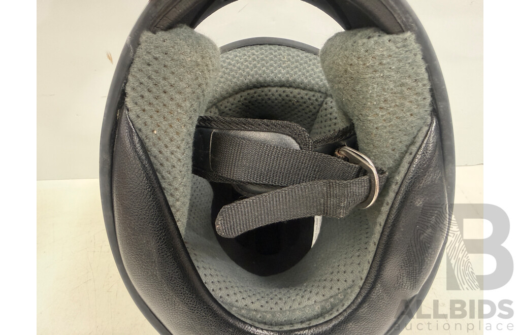 HJC ZF-8 Large Road Motorcycle Helmet + Spare Clear Visor + 2001 THH T-992 Medium Road Motorcycle Helmet