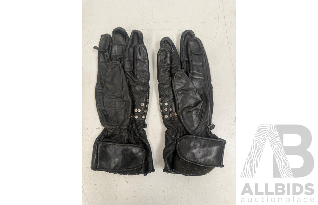 the Pierce Arrow Large Black Leather Jacket + 2x Leather Gloves + Dririder 3XL Motorcycle Riding Wet Weather Riding Jacket