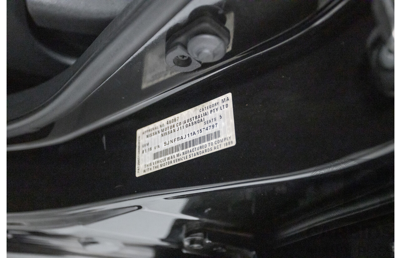 1/2016 Nissan Qashqai TI J11 4d Wagon Black Pearl Metallic 2.0L