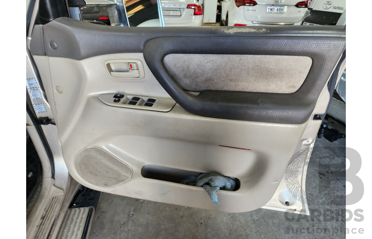 1/2003 Toyota Landcruiser GXL (4x4) UZJ100R 4d Wagon Gold 4.7L