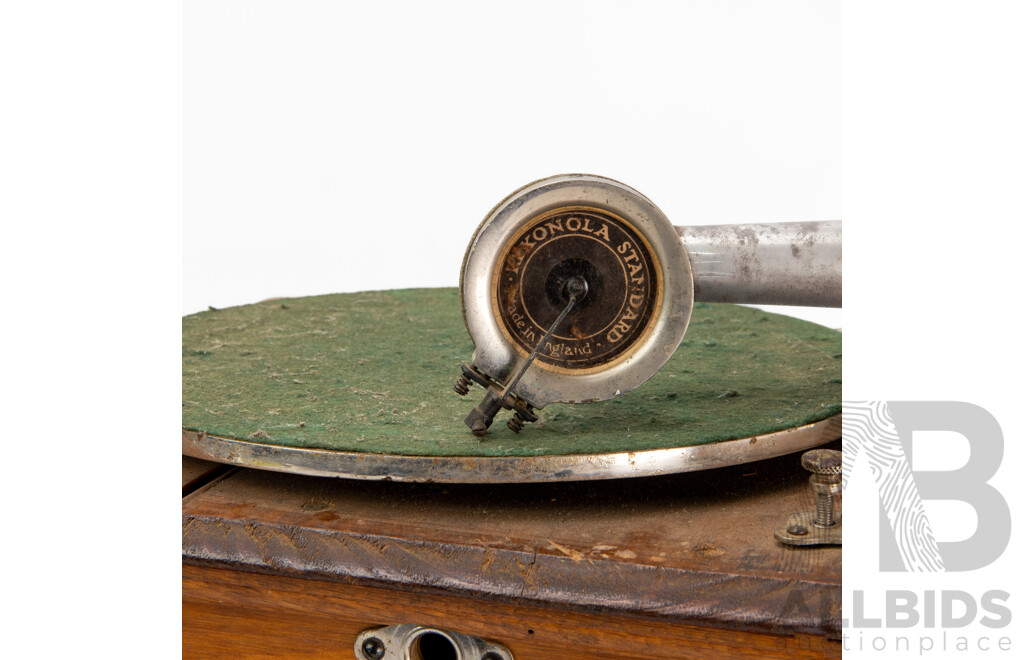 Antique Rexonola Oak Case Gramophone Player