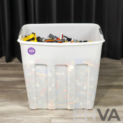 Large Tub of Loose Lego Pieces